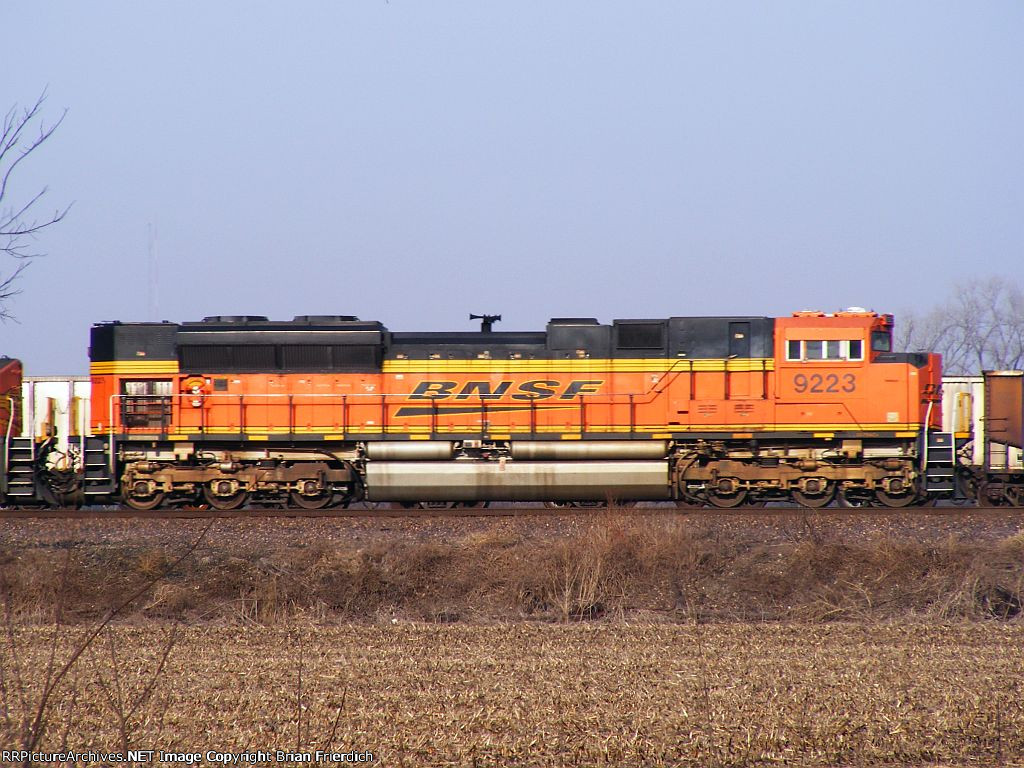 BNSF 9223